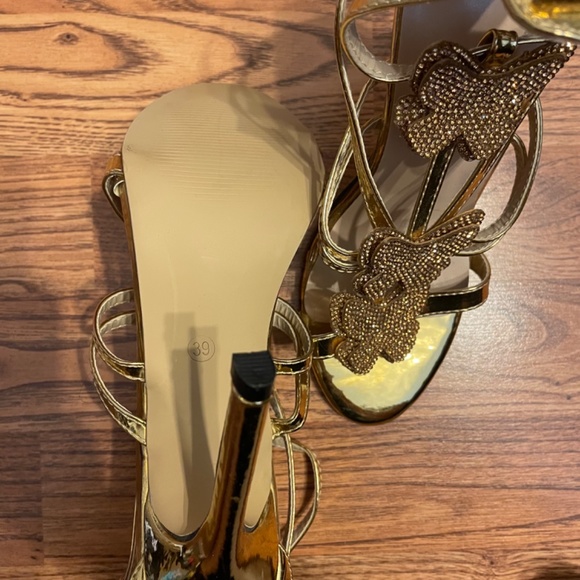 Gold Women’s High Heeled Butterfly Sandals Size 39 - Picture 5 of 7